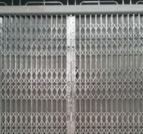 CỬA KÉO INOX CÓ LÁ U dày 8dem